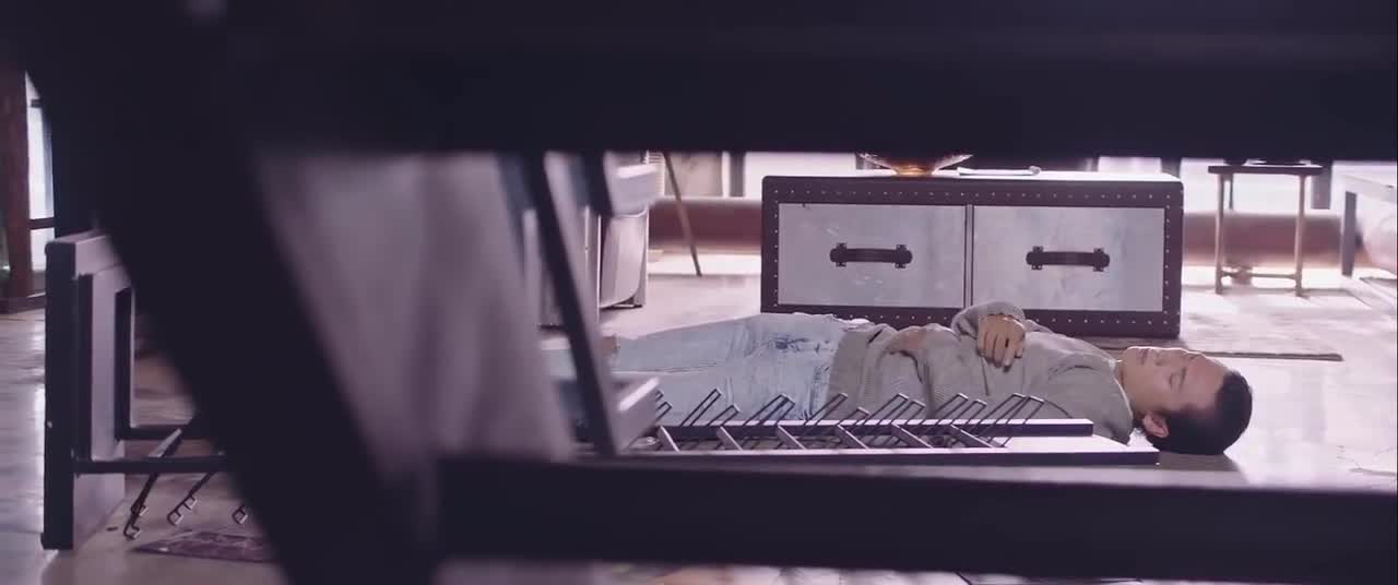 Кадры из сериала Первая любовь (2020)